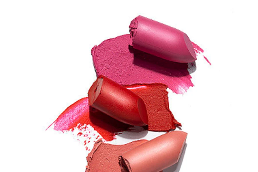 Lips - Colour Cosmetics