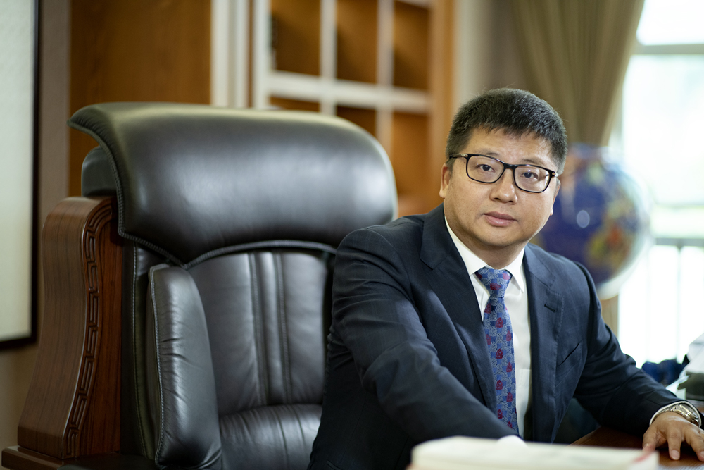 Salute the Strivers | Warmly Congratulate GLOBAL NEW MATERIAL INTERNATIONAL and Its Chairman Su Ertian on Winning the “May 1st Labor Award (Medal)” in Liuzhou!