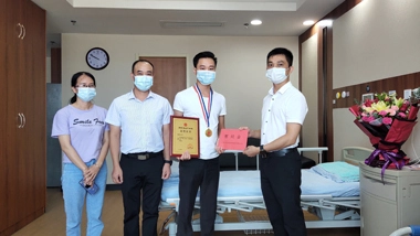 An Employee of Global New Material International Donated Hemopoietic Stem Cell