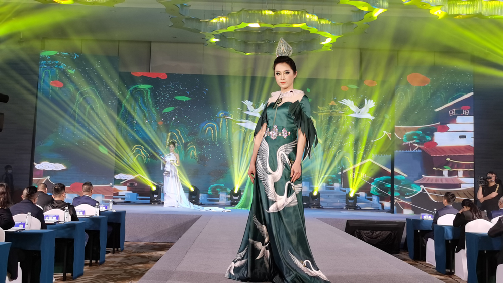 Global New Material International (CHESIR) 2021 Winter New Product Launch Conference Successfully Held