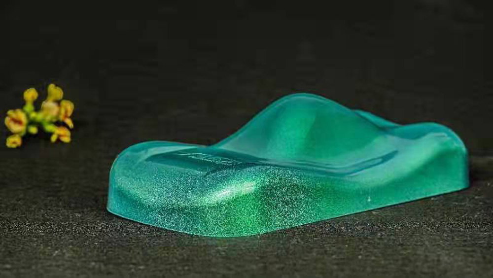 “Pearl Shines in Ice-Snow Season” Global New Material International (CHESIR) Launches New Colors for Spring 2022