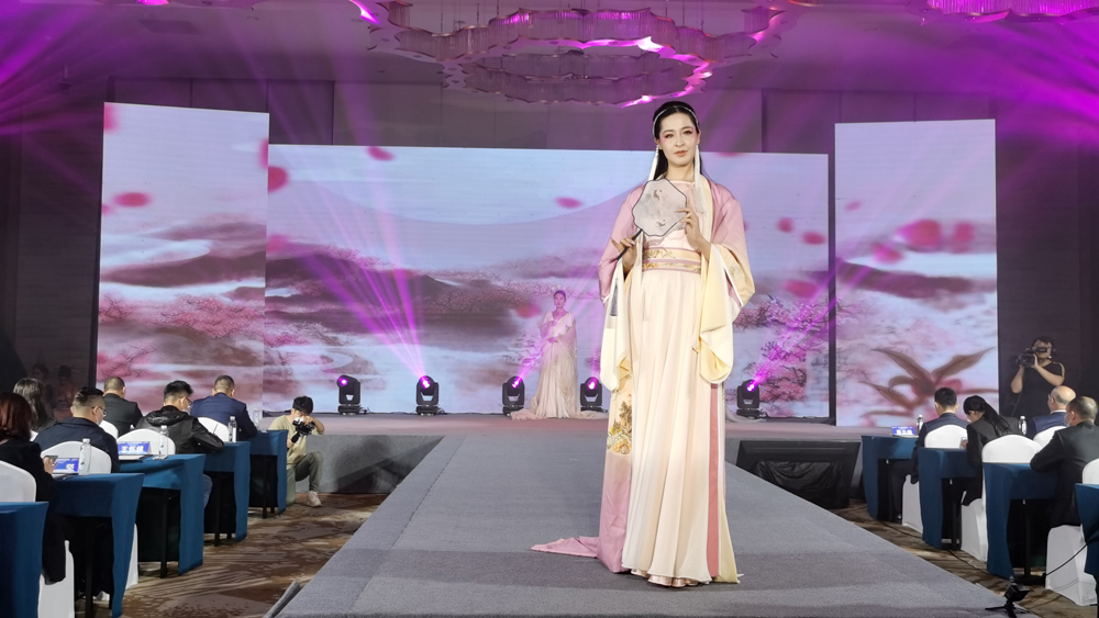 Global New Material International (CHESIR) 2021 Winter New Product Launch Conference Successfully Held
