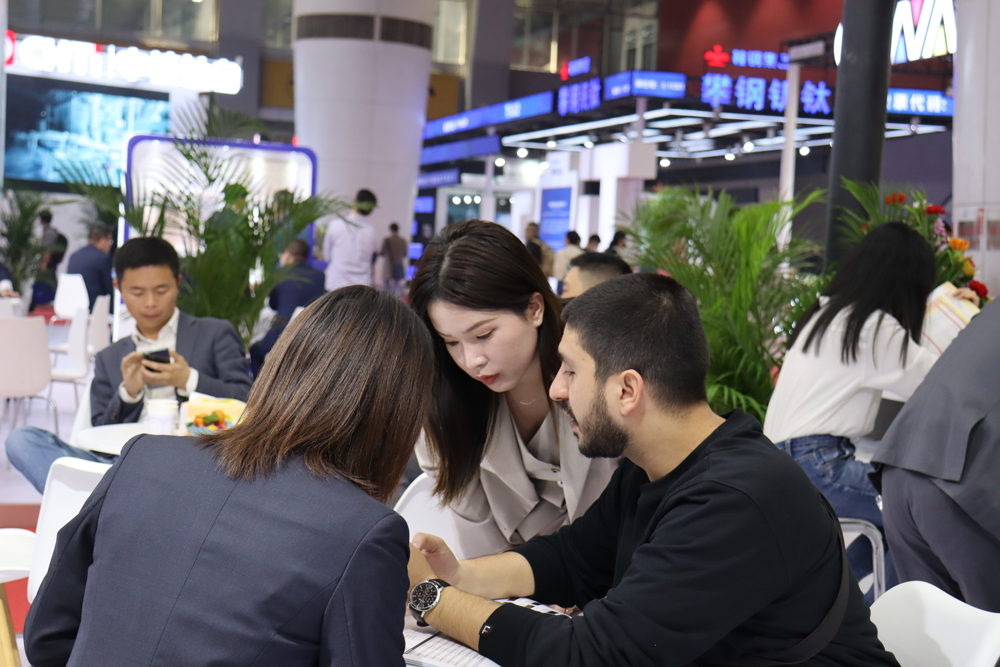 Chinacoat2022|The Highlight of The Second Day of The Chesir Is Coming!